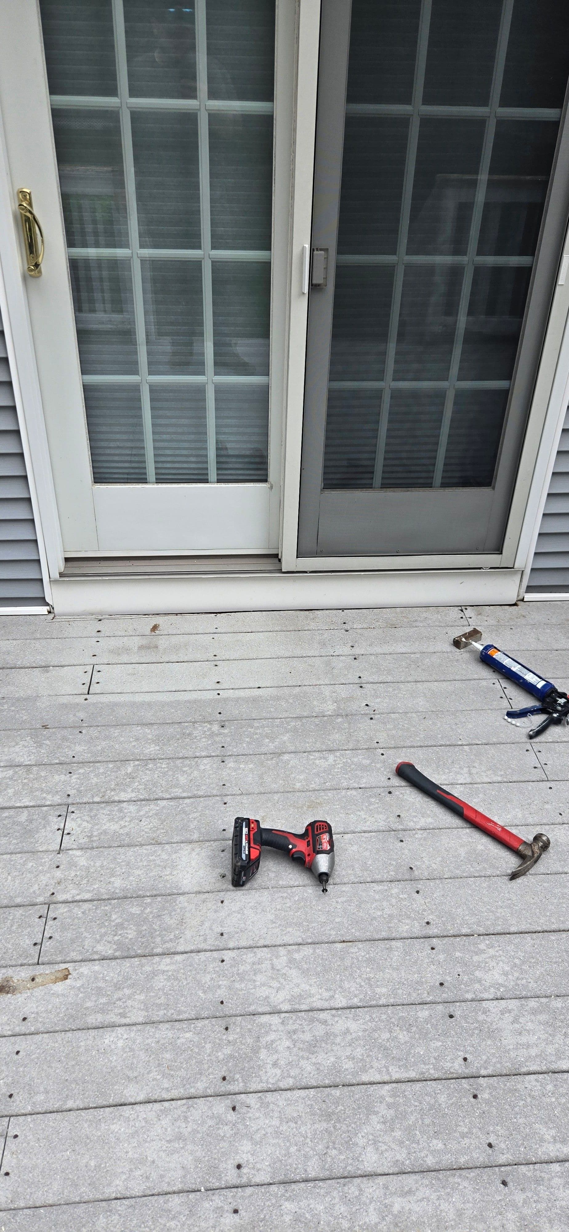 Project Deck Makeovers for Perfect Summer Gatherings image