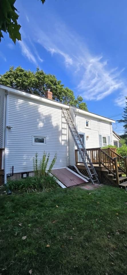 Gallery photos for Home Transformation with PVC Trim and Deck Installation: Image #5